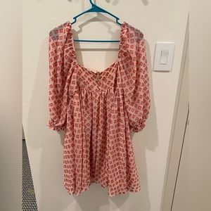 Impeccable pig pink puff long sleeve print dress